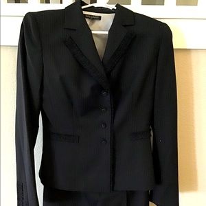 Tahari suit jacket and skirt